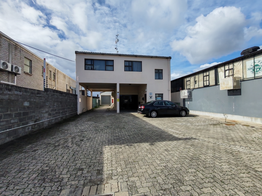 To Let Commercial Property for Rent in Somerset West Western Cape